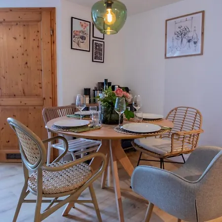 Cozy I Hochwertig Eingerichtet Netflix Parkplatz Nespresso Longkamp