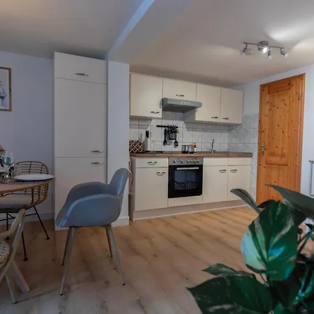 아파트 Cozy I Hochwertig Eingerichtet Netflix Parkplatz Nespresso Longkamp