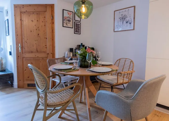 Cozy I Hochwertig Eingerichtet Netflix Parkplatz Nespresso Longkamp