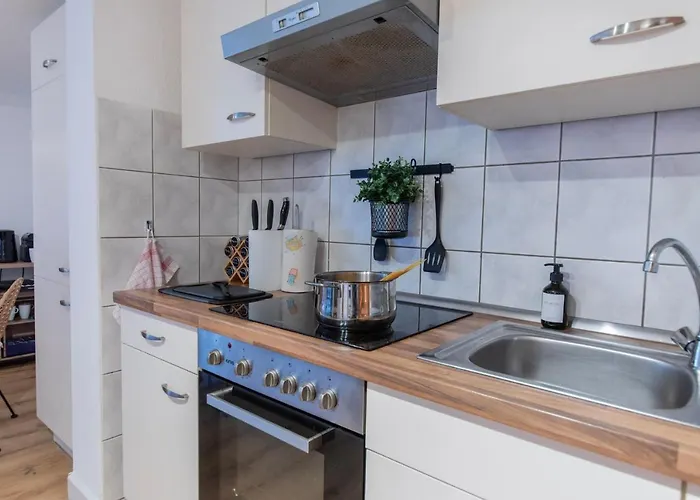 Cozy I Hochwertig Eingerichtet Netflix Parkplatz Nespresso Daire *